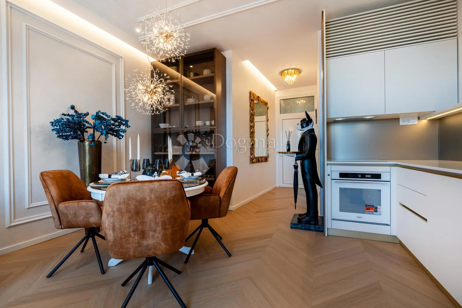 Opatija-Centar, dvoetažni 85m2 s parkingom