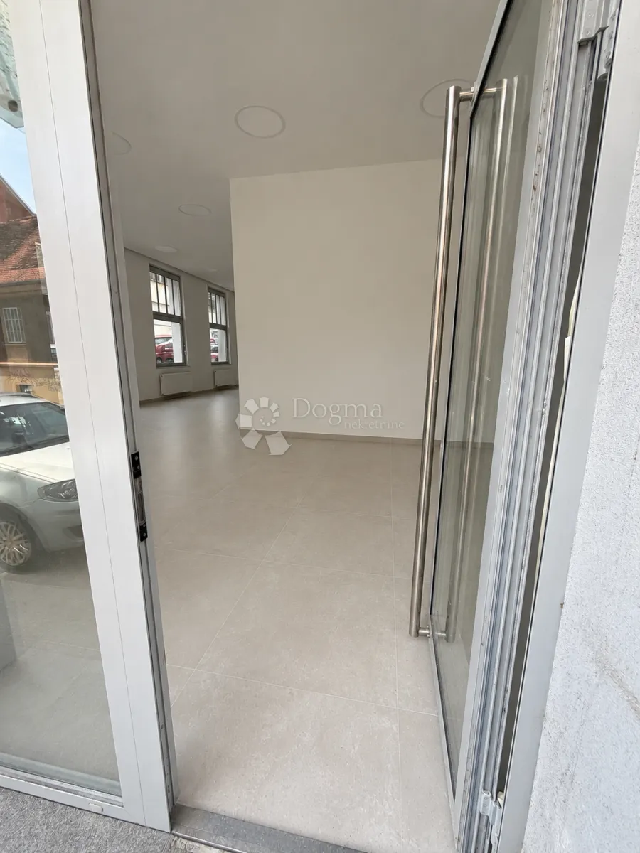 novouređeni poslovni prostor 116,4 m² | top lokacija - slika 1