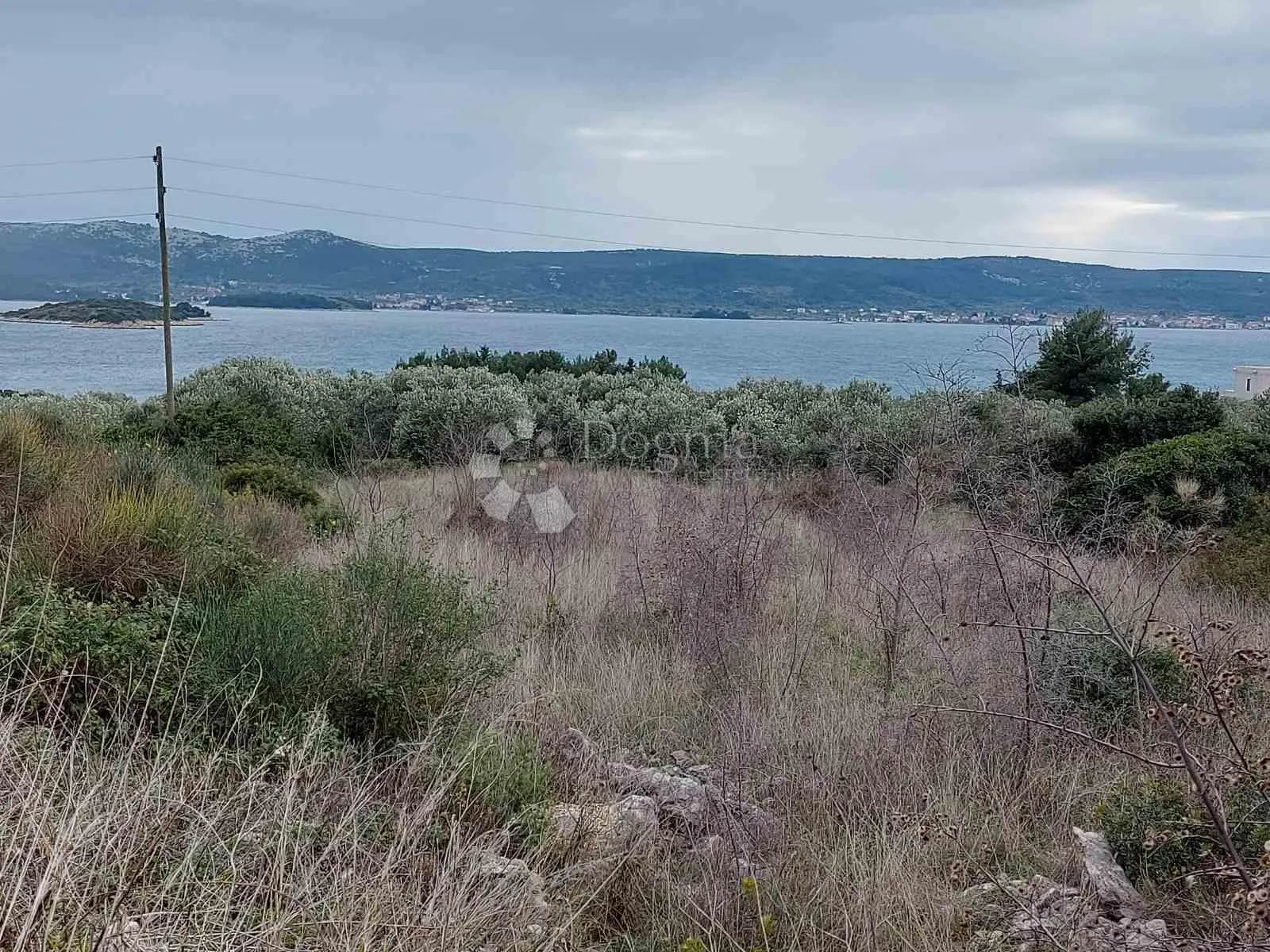odličan građevinski teren s pogledom, 200 m od mora - slika 2