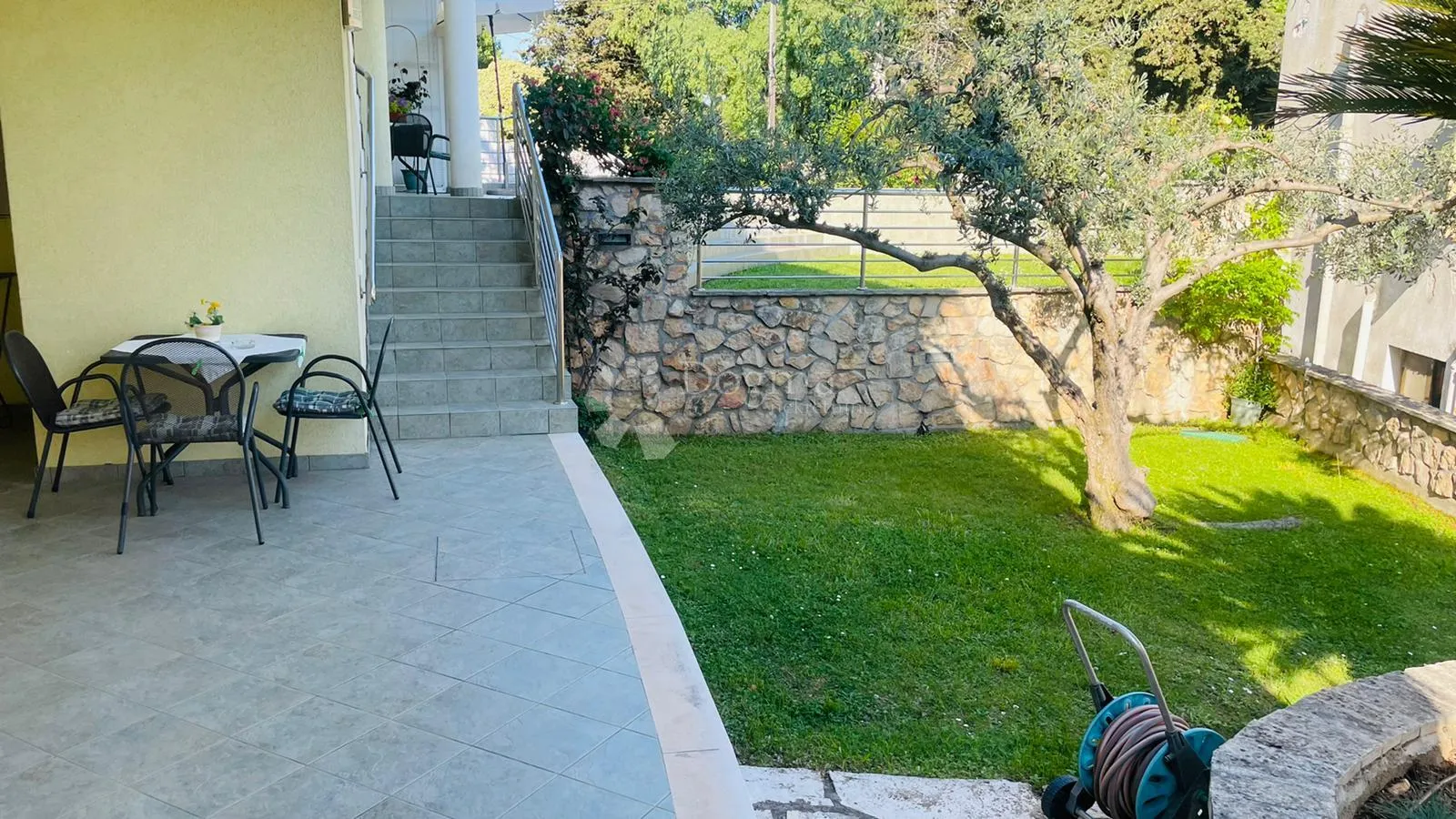 zadar, prodaja elegantne vile 1. red do mora na elitnoj lokaciji - slika 8
