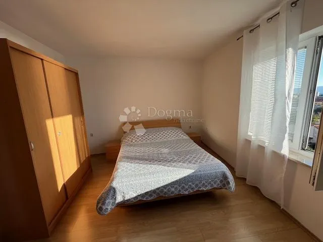 selce,dvije kuće nadomak centra - slika 19