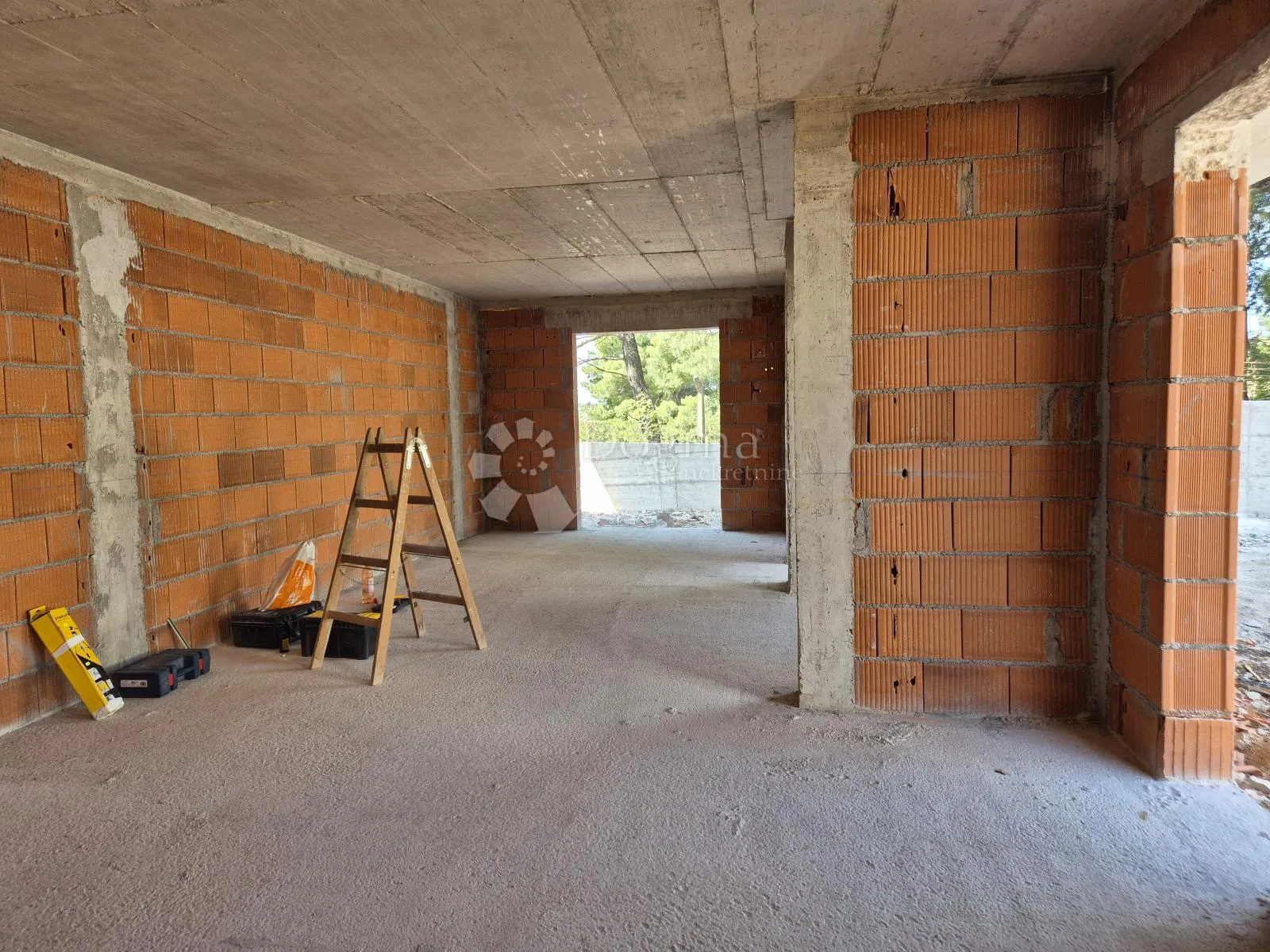 crnica - novogradnja poslovni prostor na izvrsnoj lokaciji - slika 5