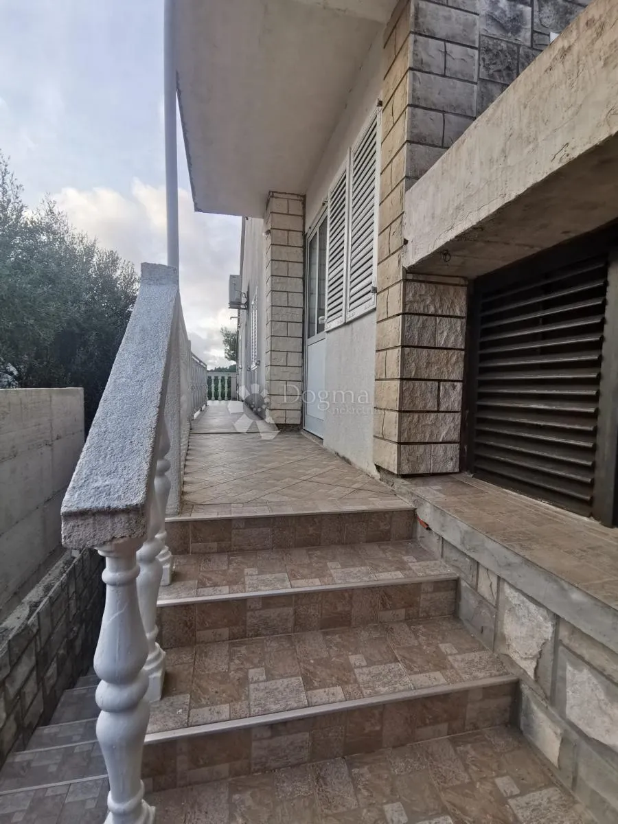kuća 1.red do mora, uvala na otoku korčuli - slika 16