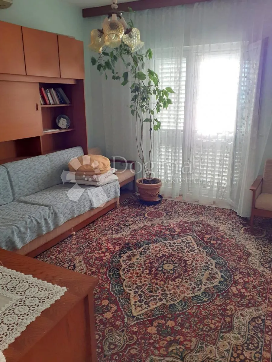kuća u drašnicama, drugi red od mora - slika 8