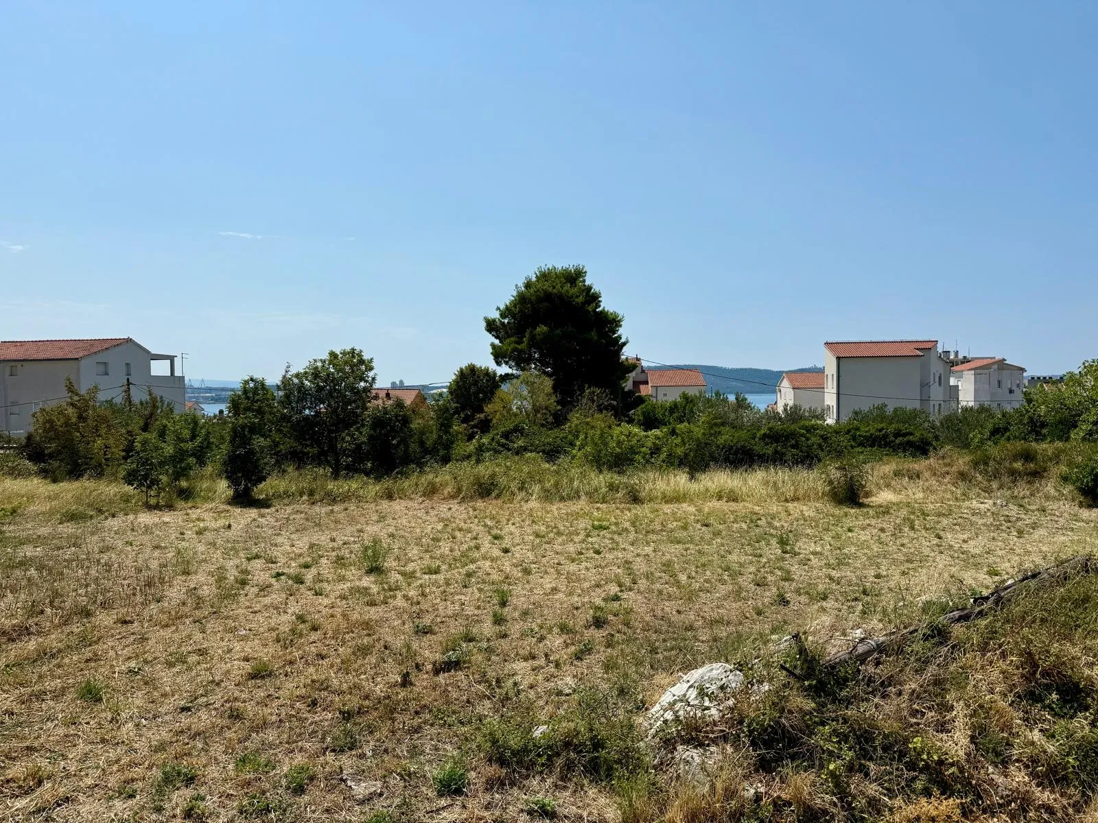 građevinsko zemljište - top lokacija - kaštel sućurac - slika 2