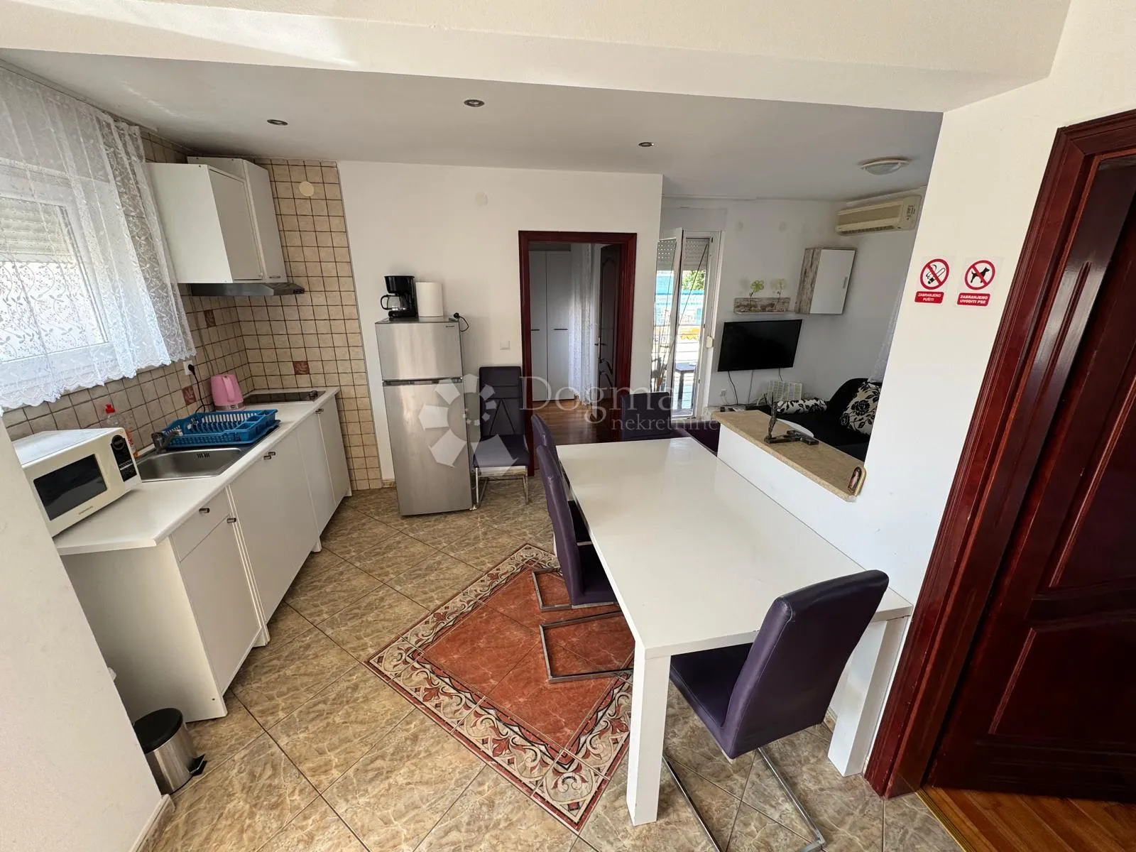apartman - prvi red do mora - medulin - slika 2