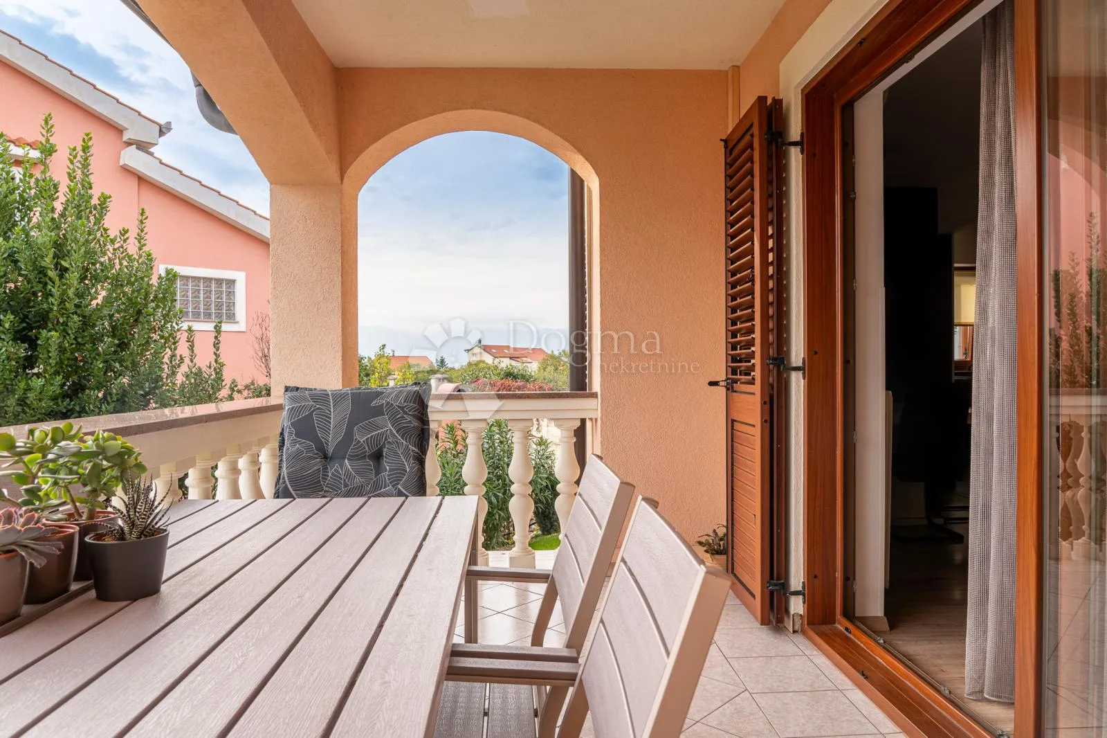 impozantna villa na trsatu - slika 29