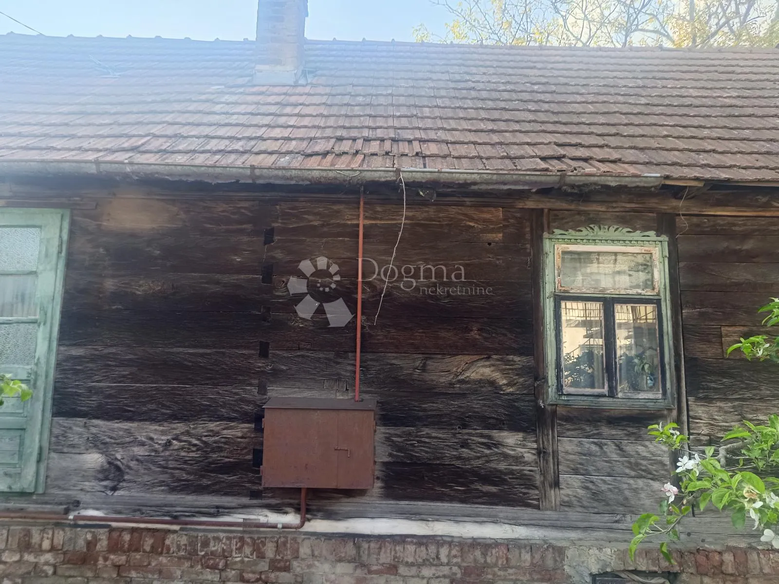 stara kuća s okučnicom - slika 3