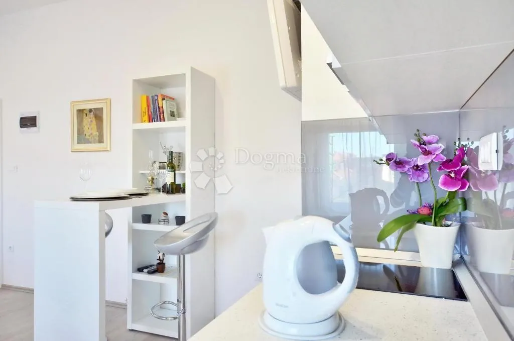 atraktivan stan s dva apartmana iza hnk-a - slika 33
