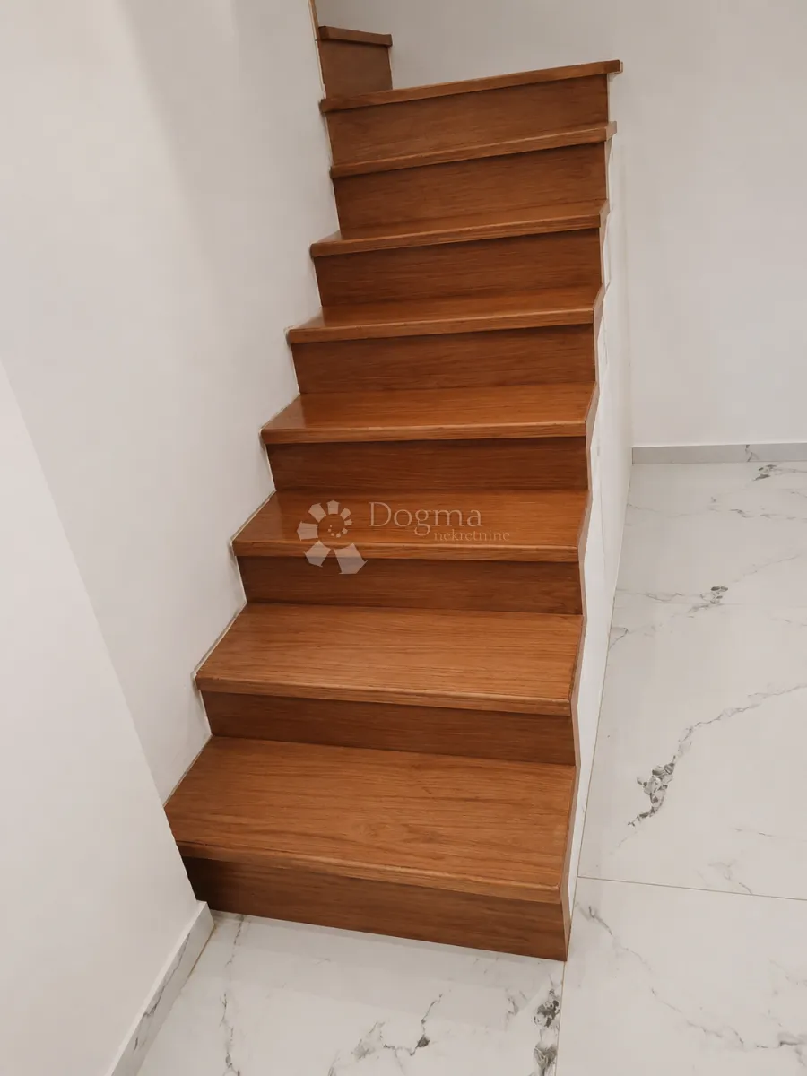 investicija u centru žminja: 3 stana, renovirano, u najmu! - slika 3