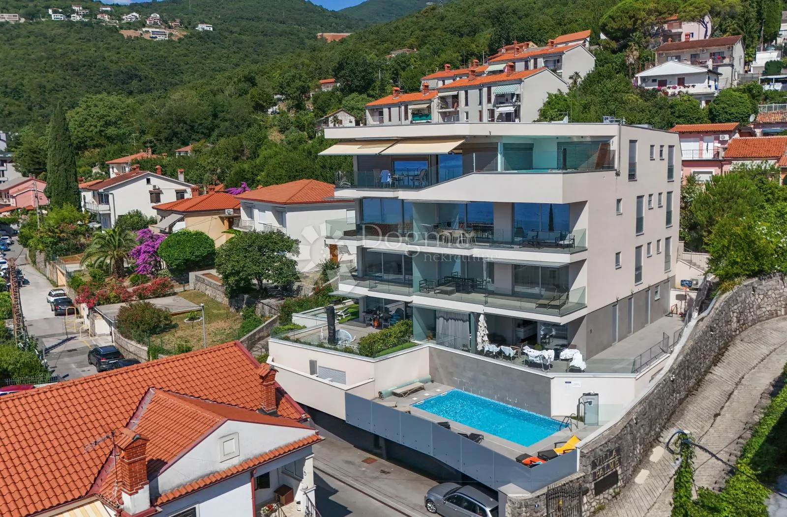 prodaja luksuznog stana u centru opatije, balkon, pogled - slika 17
