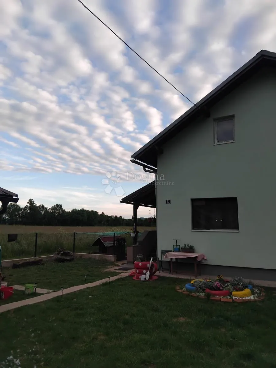 kuća jošani udbina - slika 11