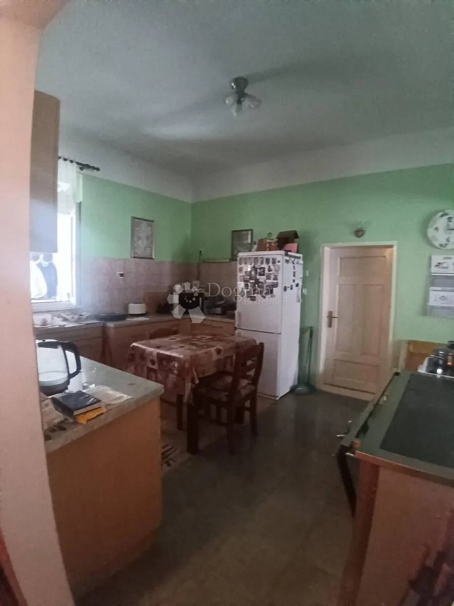 kuća u prirodi s jezerom i velikim imanjem - slika 19