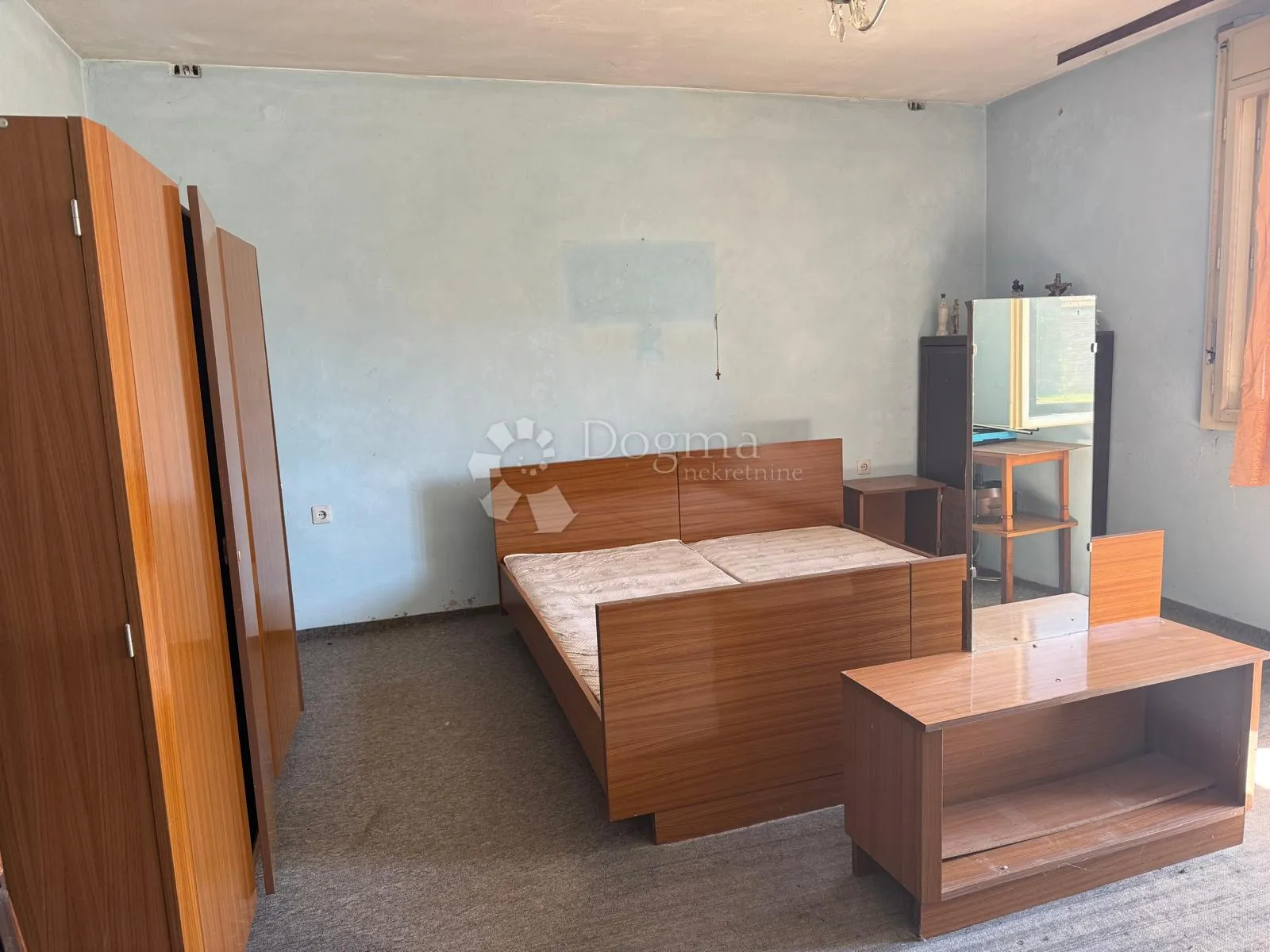 obiteljska kuća s gospodarskim zgradama u kozarevcu - slika 12