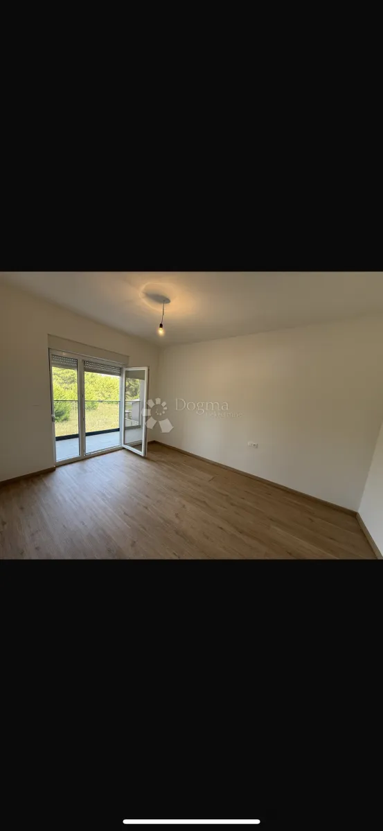 dupleks vila u neposrednoj blizini mora i obale - slika 9
