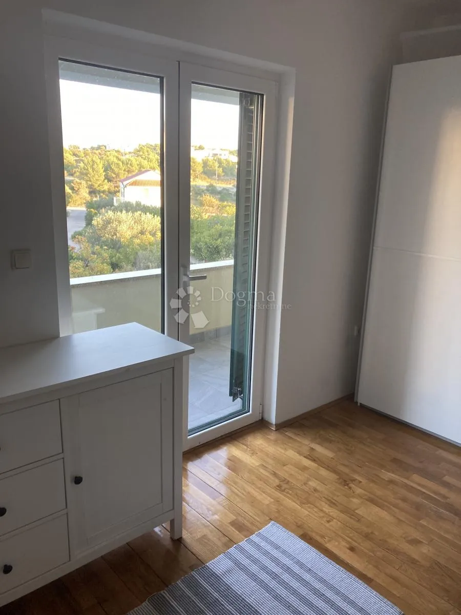 podsolarsko, šibenik – namješten dvosoban stan s pogledom na more - slika 9