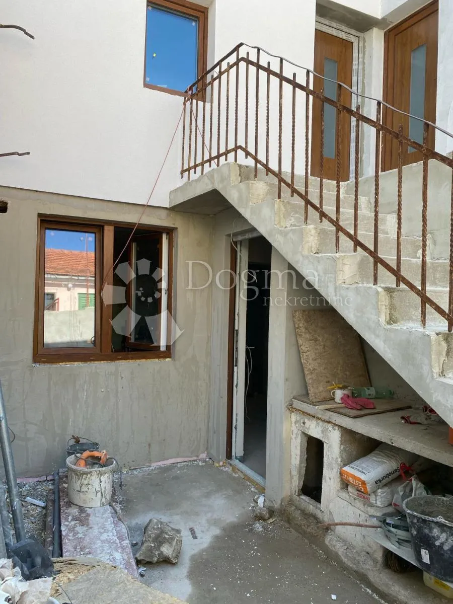 apartman u murteru - atraktivan lokacija - slika 2