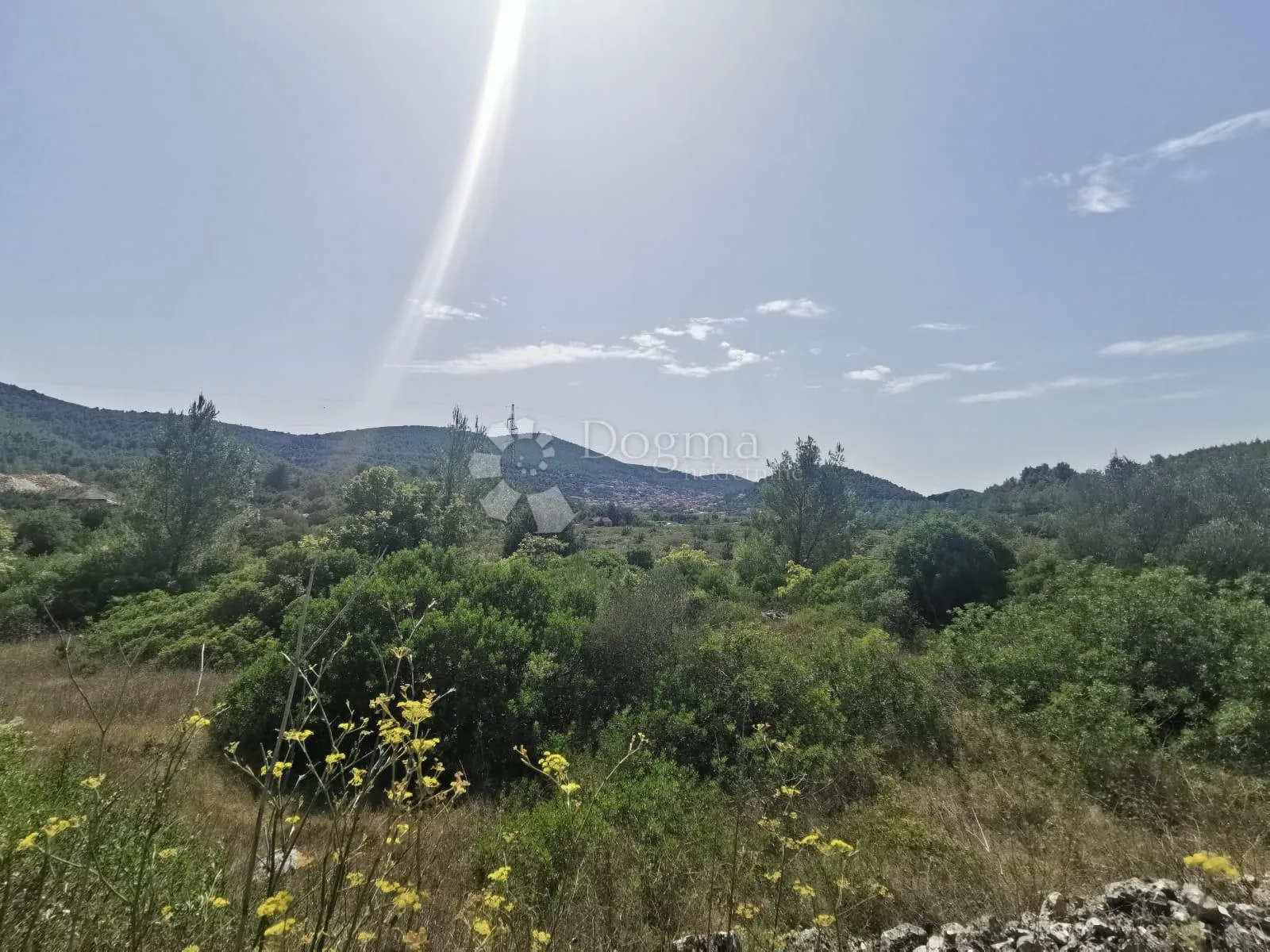 kamena kućica na poljoprivrednom zemljištu , atraktivno na mirnoj lokaciji, snižena cijena!! - slika 5