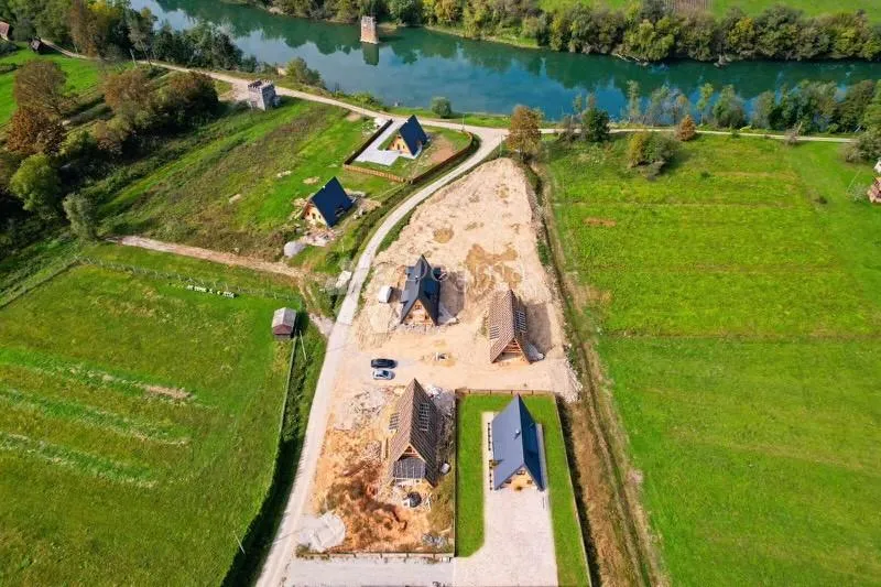 predivna kuća uz rijeku kupu - slika 2