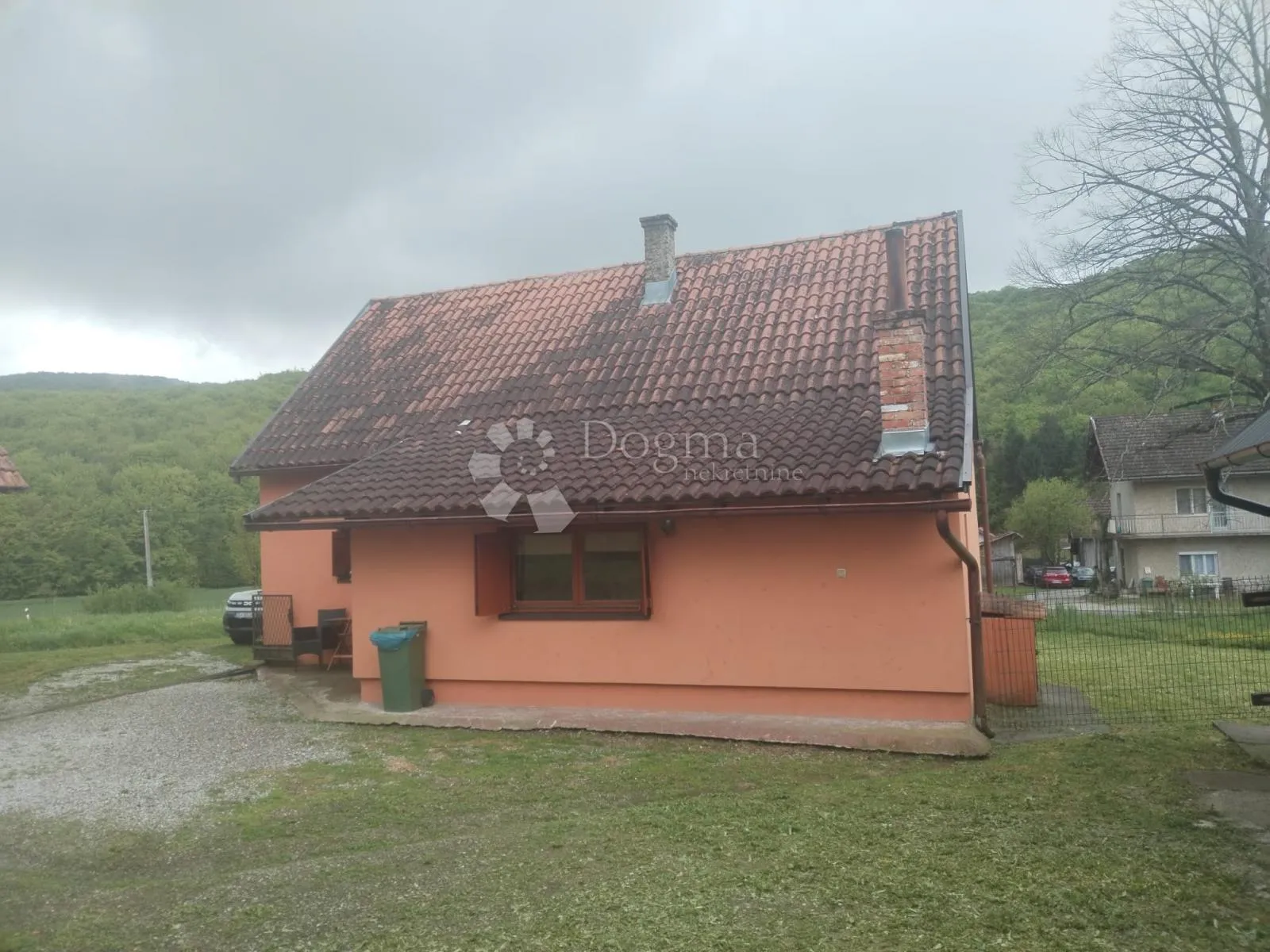 na prodaju kuća u prirodi, a u blizini grada ! top prilika ! - slika 4