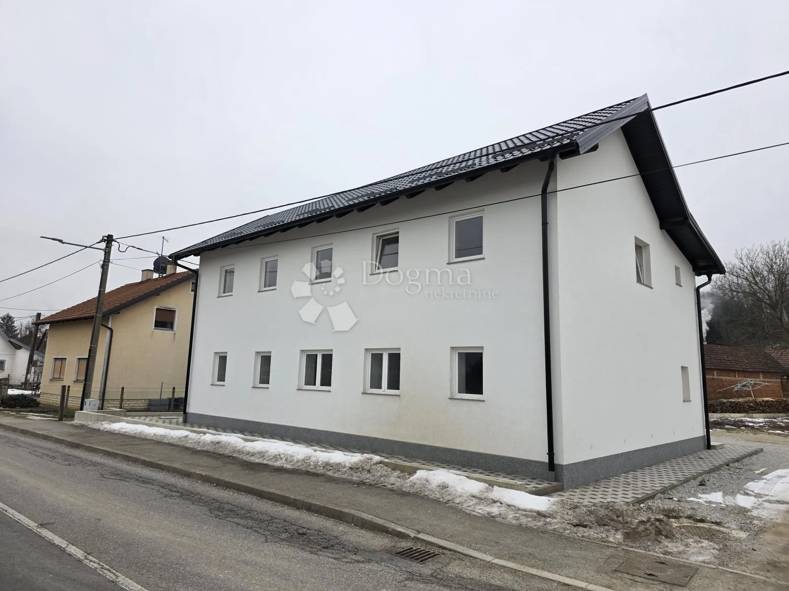 u popunosti renoviran stan sa okućnicom u zlataru površine 96m² - slika 15