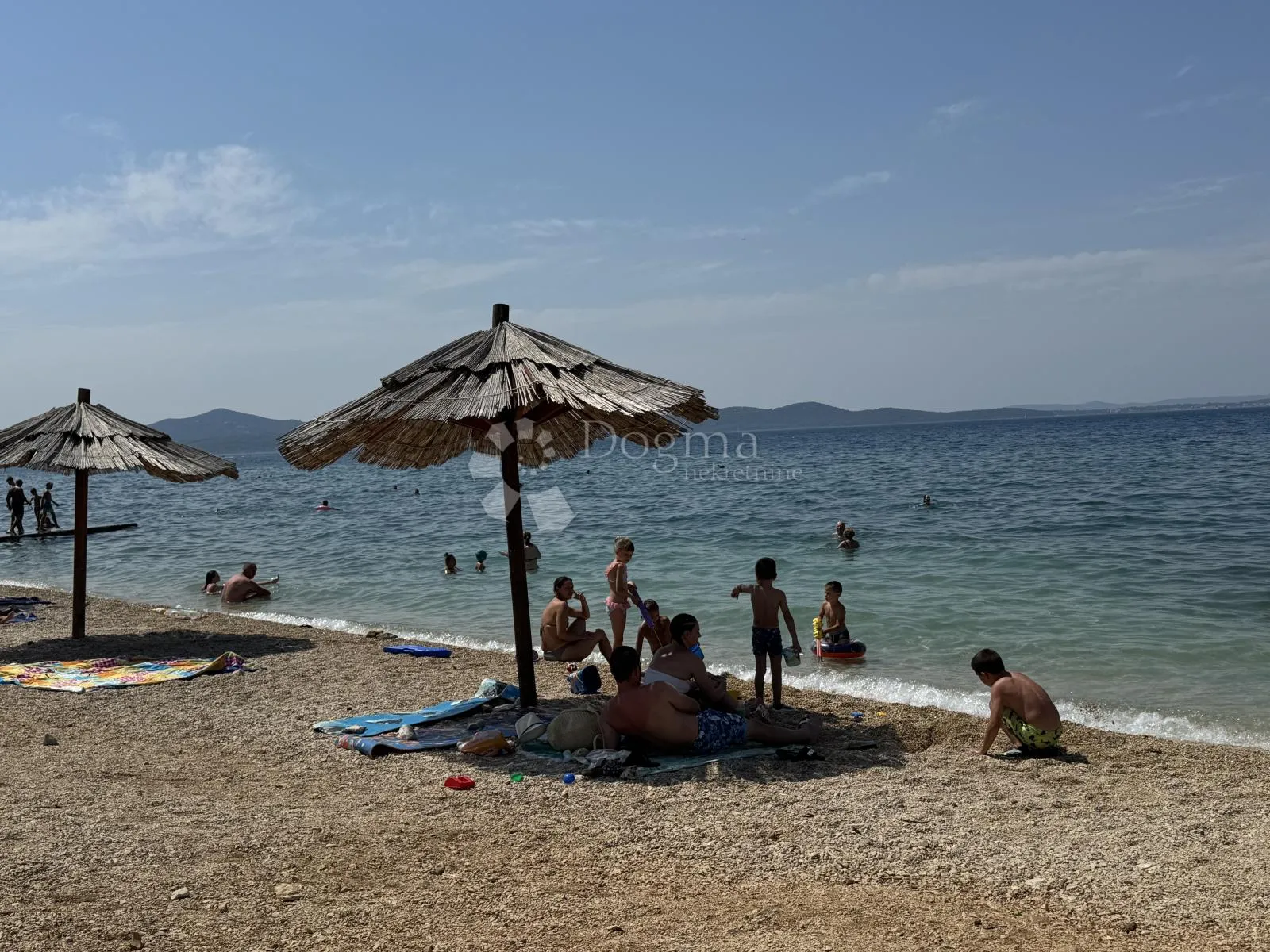 diklo – luksuzni dvoetažni stan s bazenom - 70m od mora - slika 28