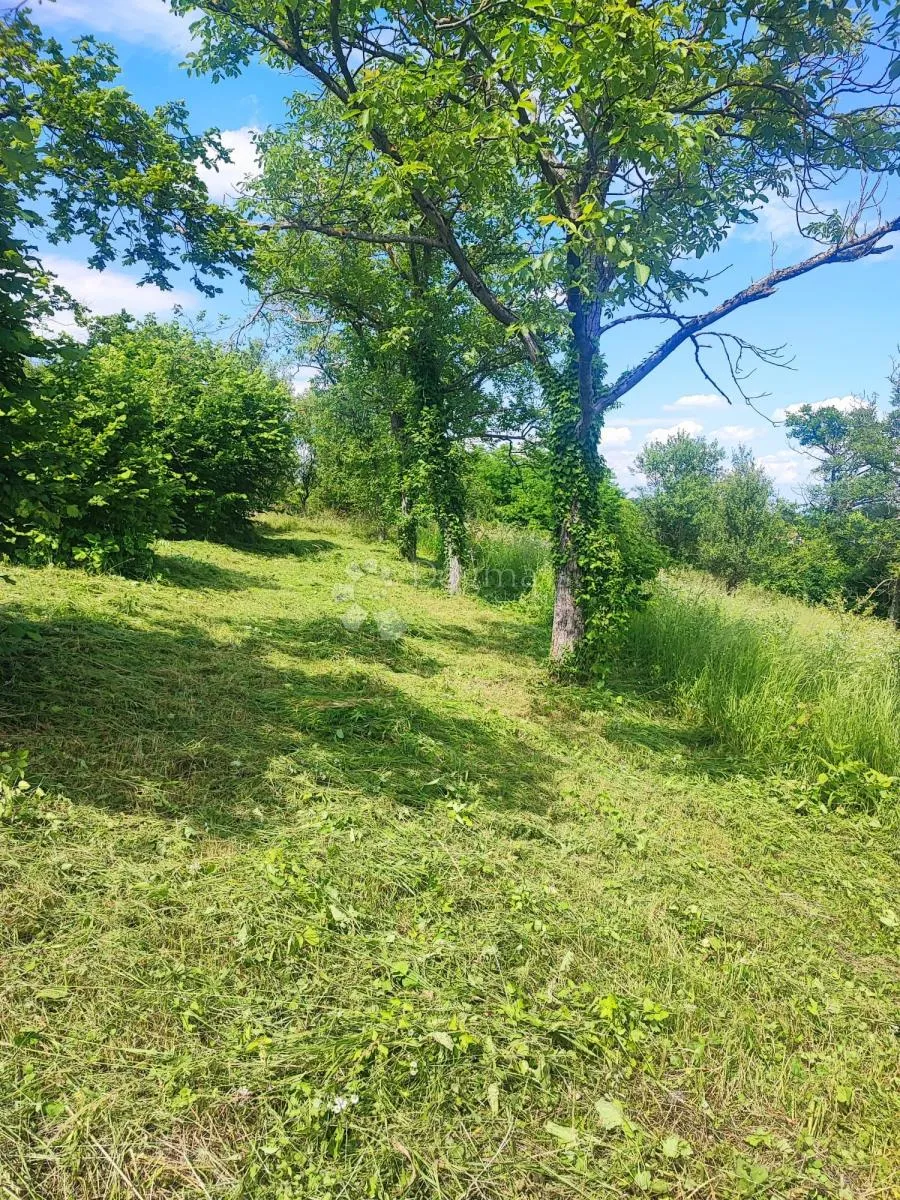 građevinsko zemljište 678m² - slika 8