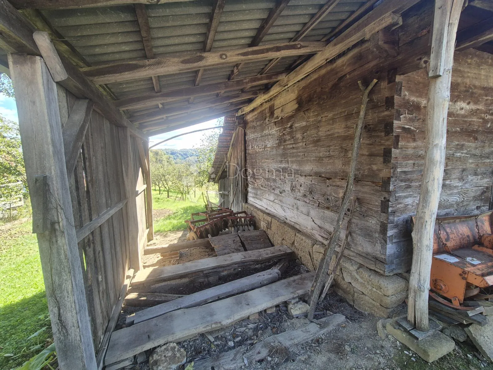 šarmantna etno kućica s velikim zemljištem u srcu hrvatskog zagorja – gornjoj stubici - slika 26