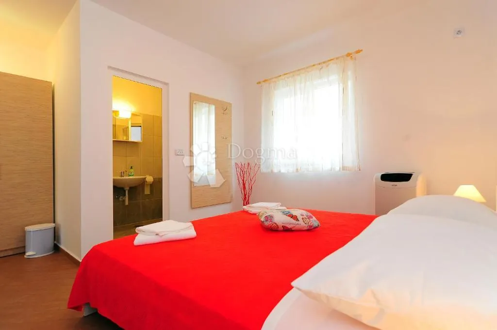 prodaje se kuća na zadarskom području - idealna investicija za turistički najam - slika 13