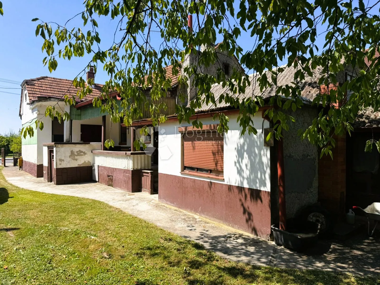 kuća u čehovcu koja spaja udobnost i praktičnost - slika 11