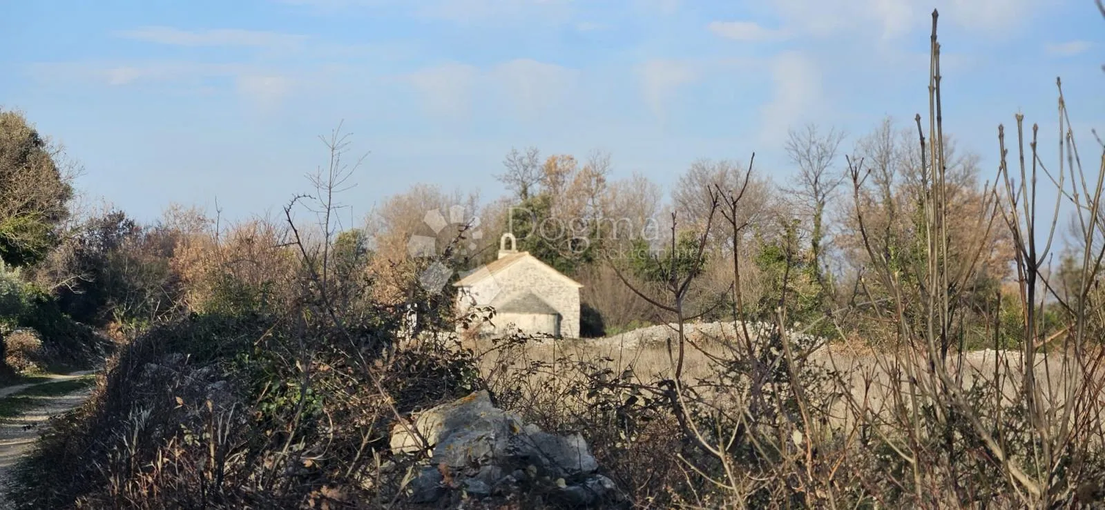 poljoprivredno zemljište na odličnoj lokaciji - 4154 m² - slika 3