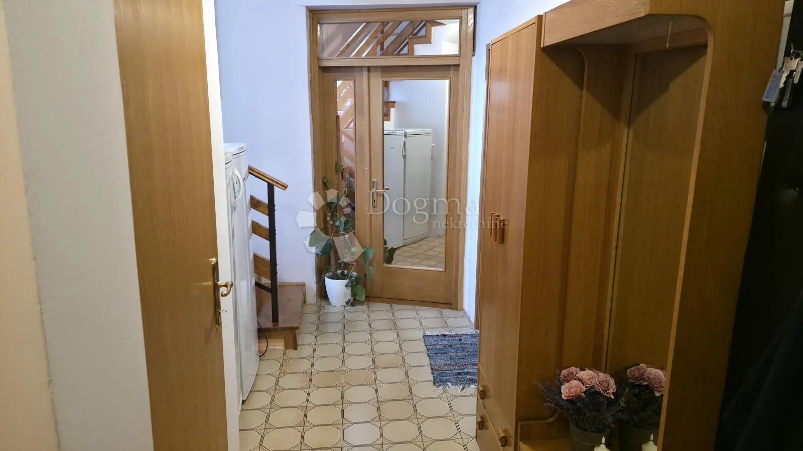 prodaja obiteljske kuće, bjelovar, odlična lokacija! - slika 7