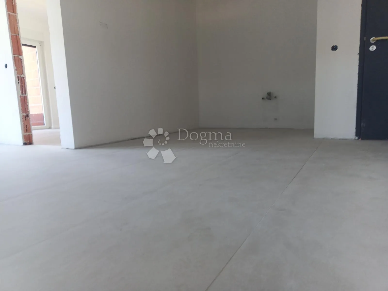 56,92m2, korak od mora i plaže - slika 12