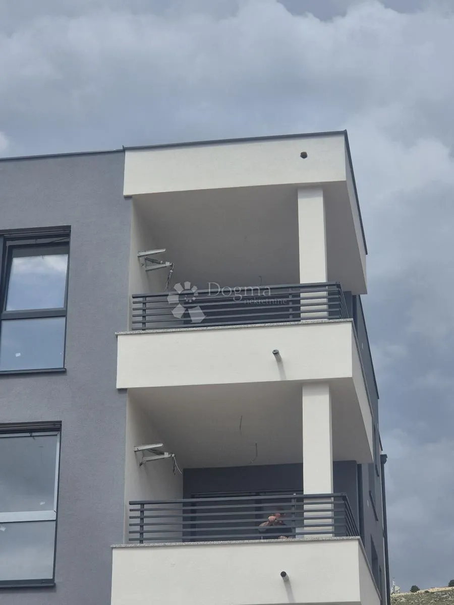 grebaštica - jednosoban stan na 2 katu sa pogledom na more s3 - slika 1