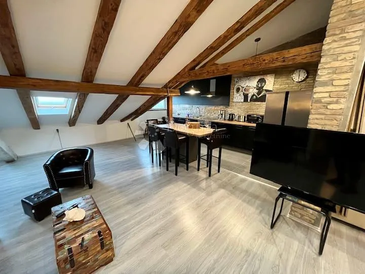 moderan stan s pogledom na more-odlična prilika za život i investiciju - slika 13