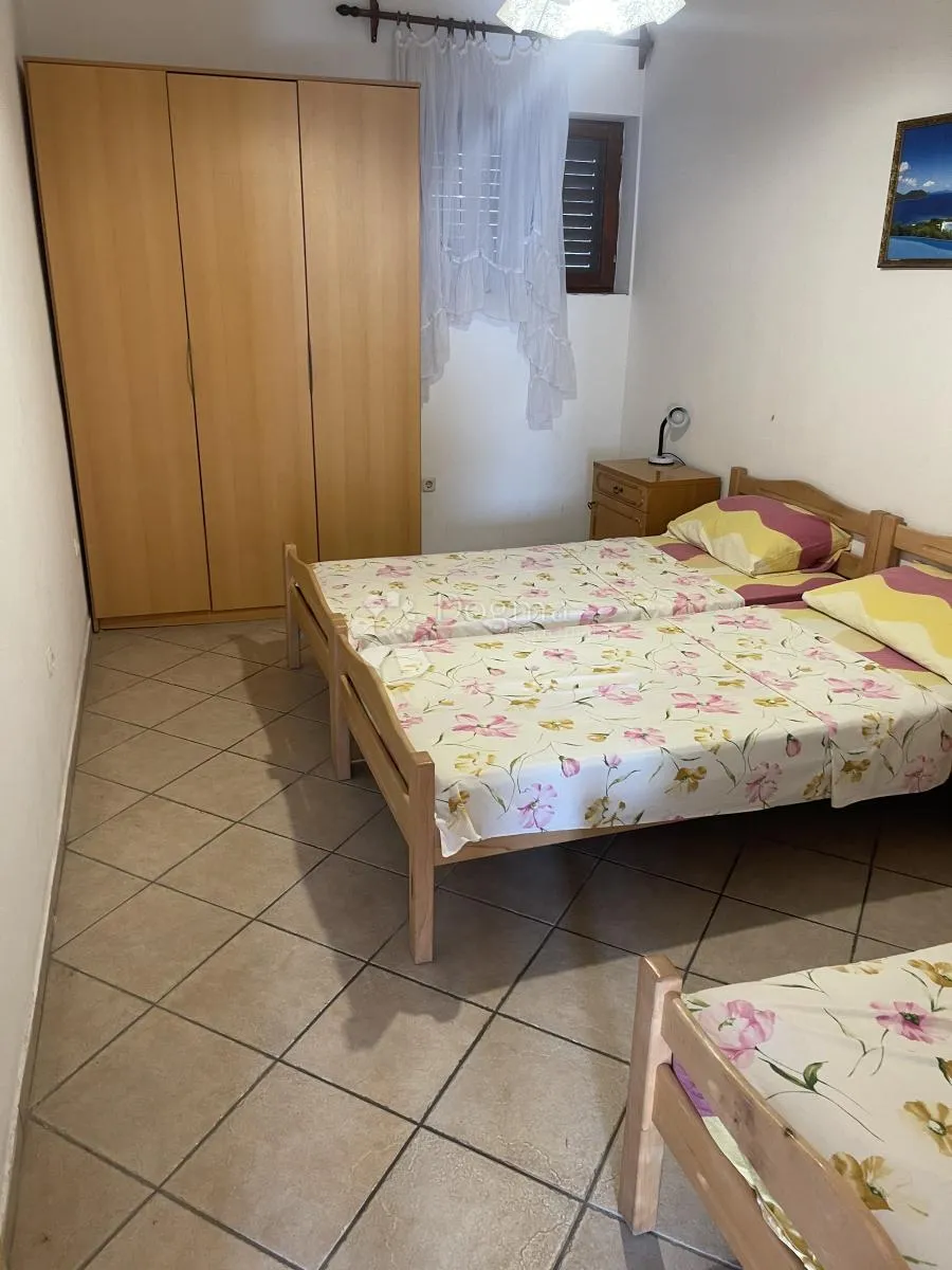 stan u vodicama u blizini mora - slika 6