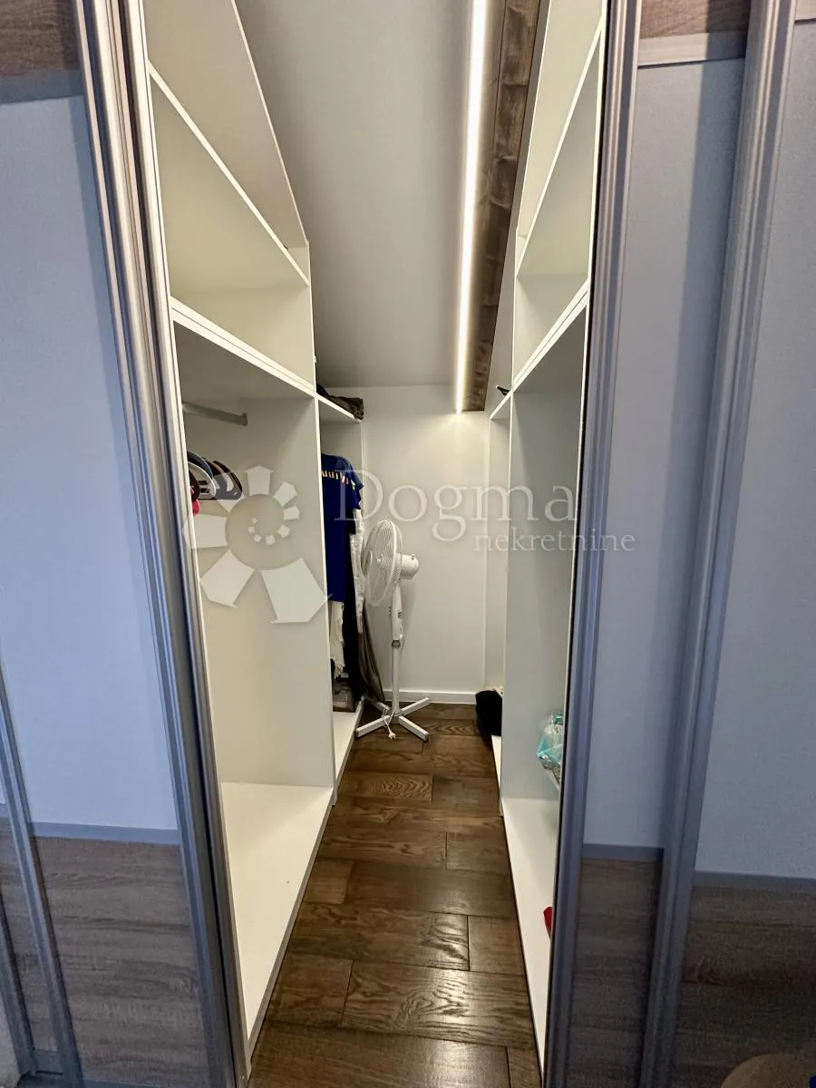 penthouse 140m2 kompletno namješten prilika!! 300m od mora - slika 14
