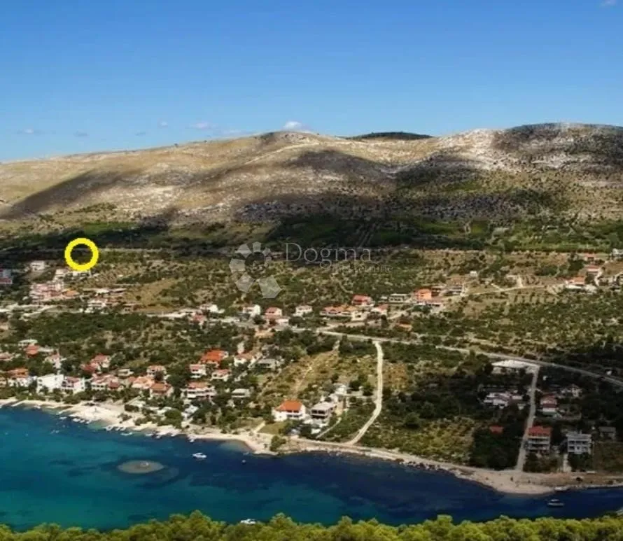 zemljište sa građevinskom dozvolom za vilu s bazenom - slika 21