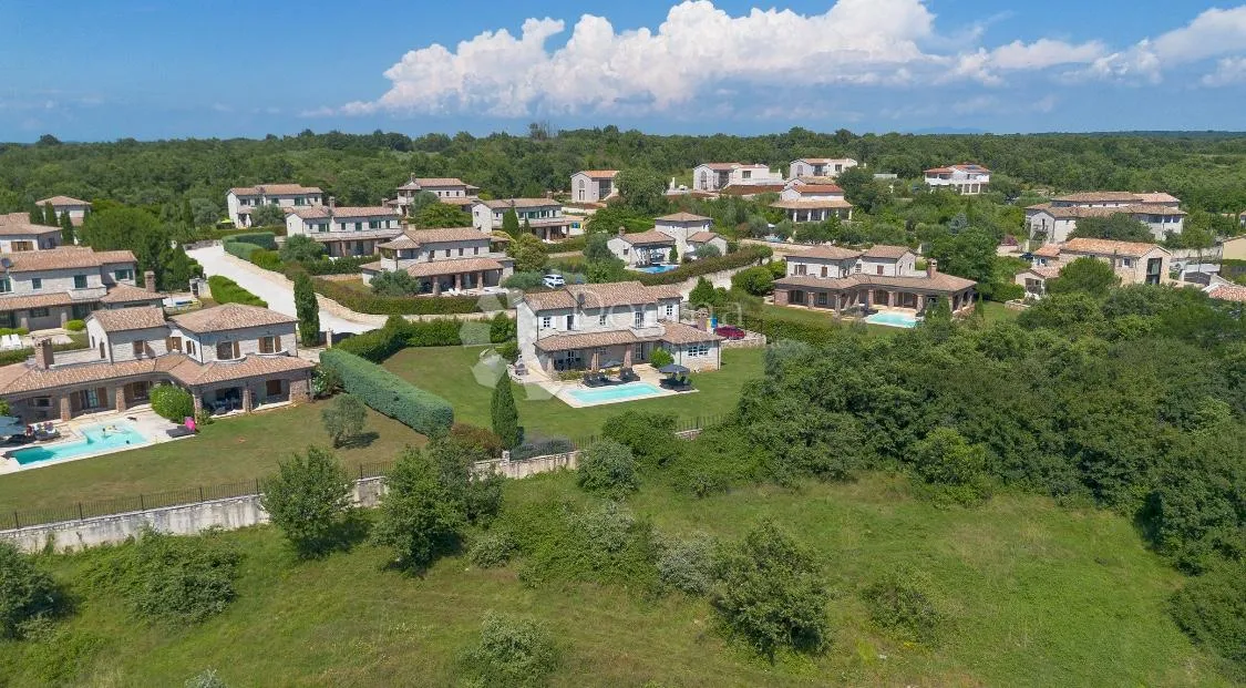 kompleks od 10 vila -heraki -poreč !! - slika 35