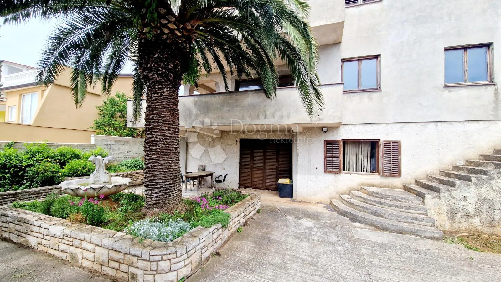 ekskluzivno: kuća s 5 stanova - 250 m od mora - 2000€m2 - slika 4
