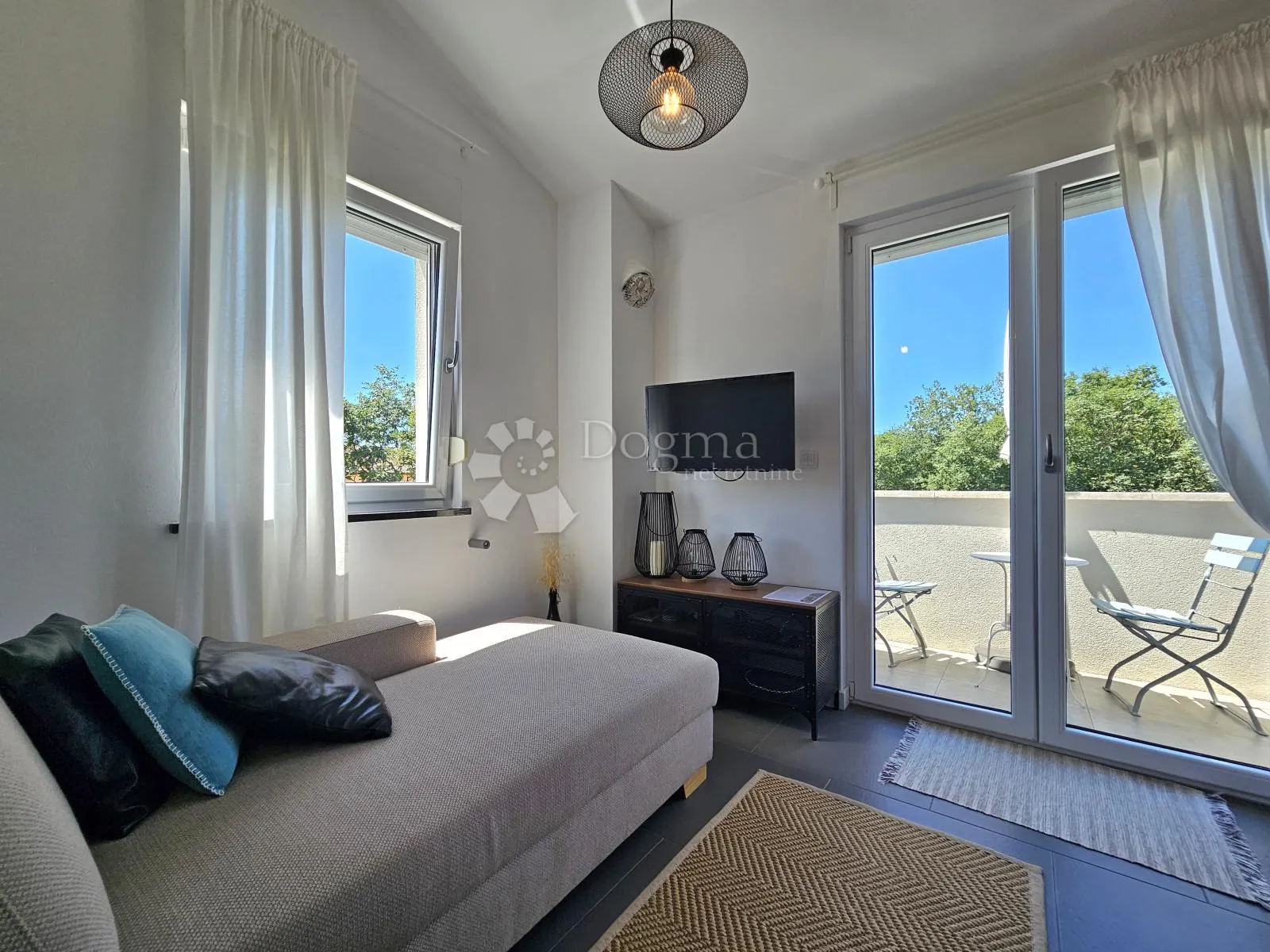 apartmanska kuća (4 jedinice) spremna za turizam - slika 22