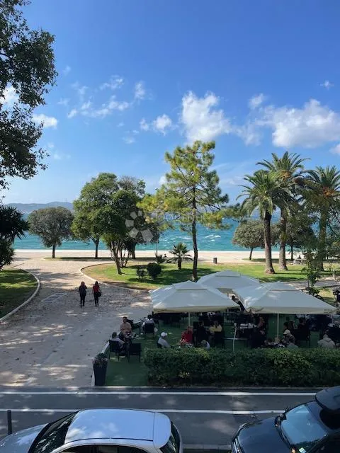 stan, zadar - poluotok, prvi red uz more! - slika 1