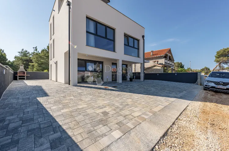 smratina,2 dvoetažna stana - slika 2