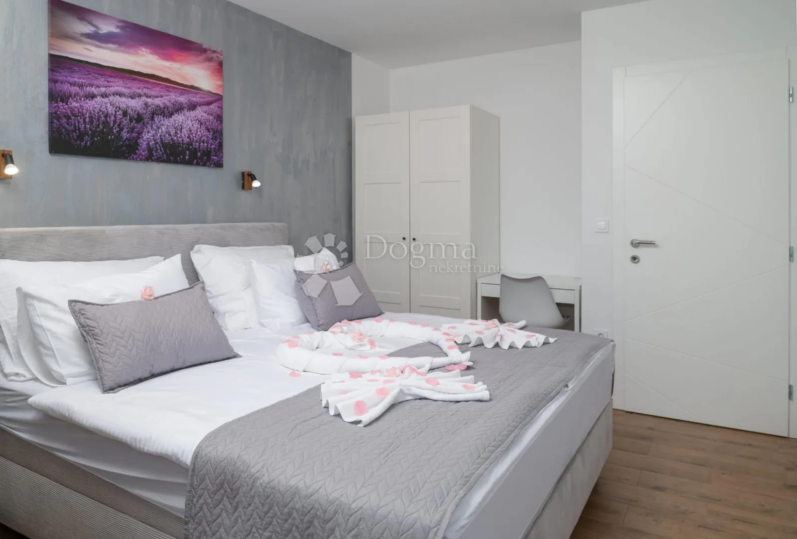 poljica brig - villa s bazenom, novogradnja - slika 55