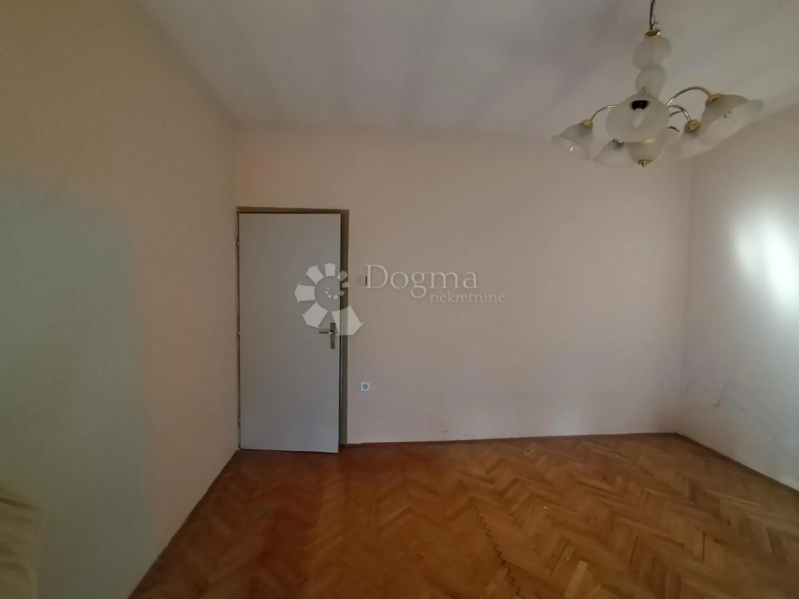 stambeno-poslovna kuća u dubravi - vrbovec - slika 21
