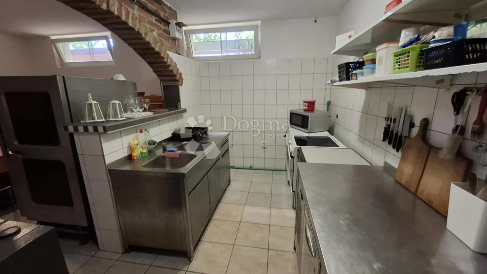 seoski raj 5 minuta od centra grada - slika 38