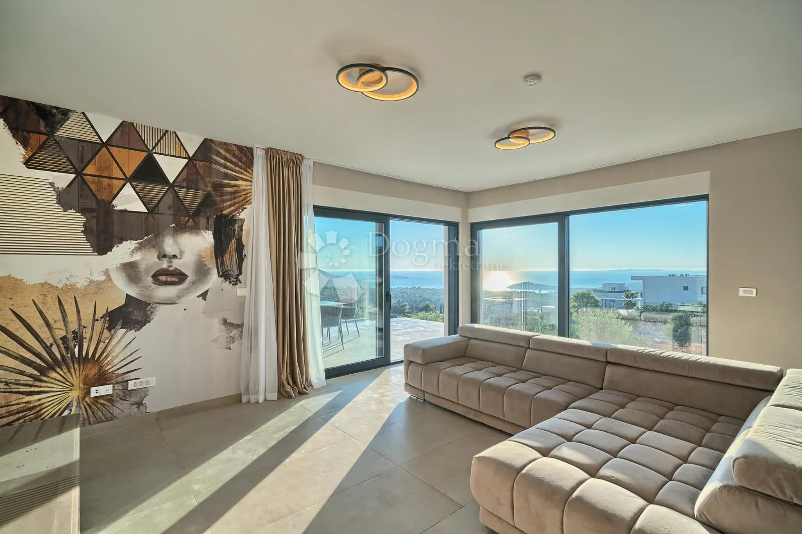 primošten - top villa s bazenom i pogledom na primošten - slika 18
