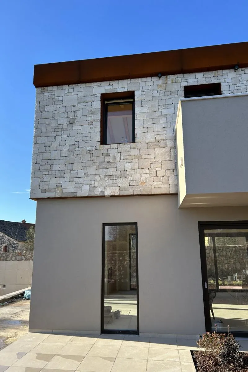 bale – luksuzna vila s autohtonim štihom - slika 4