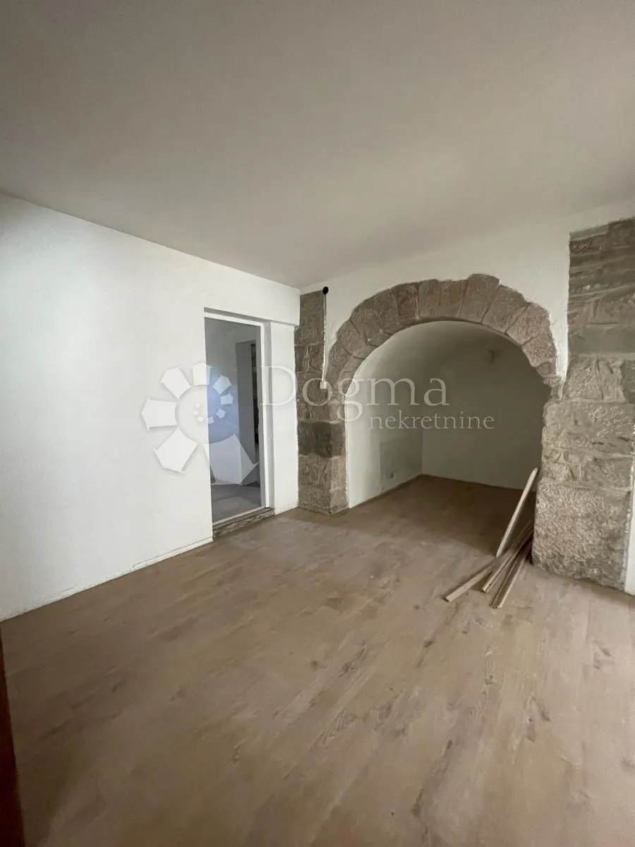 rijetkost! povoljan apartman u bribiru - slika 6