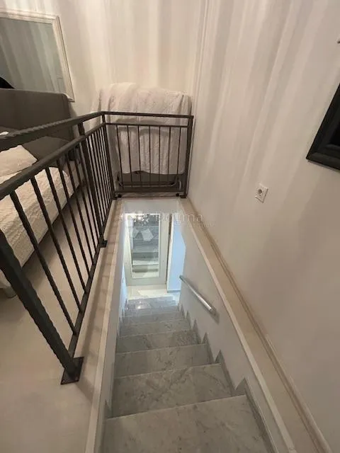 etaža kuće u kostreni samo u dogmi - slika 10